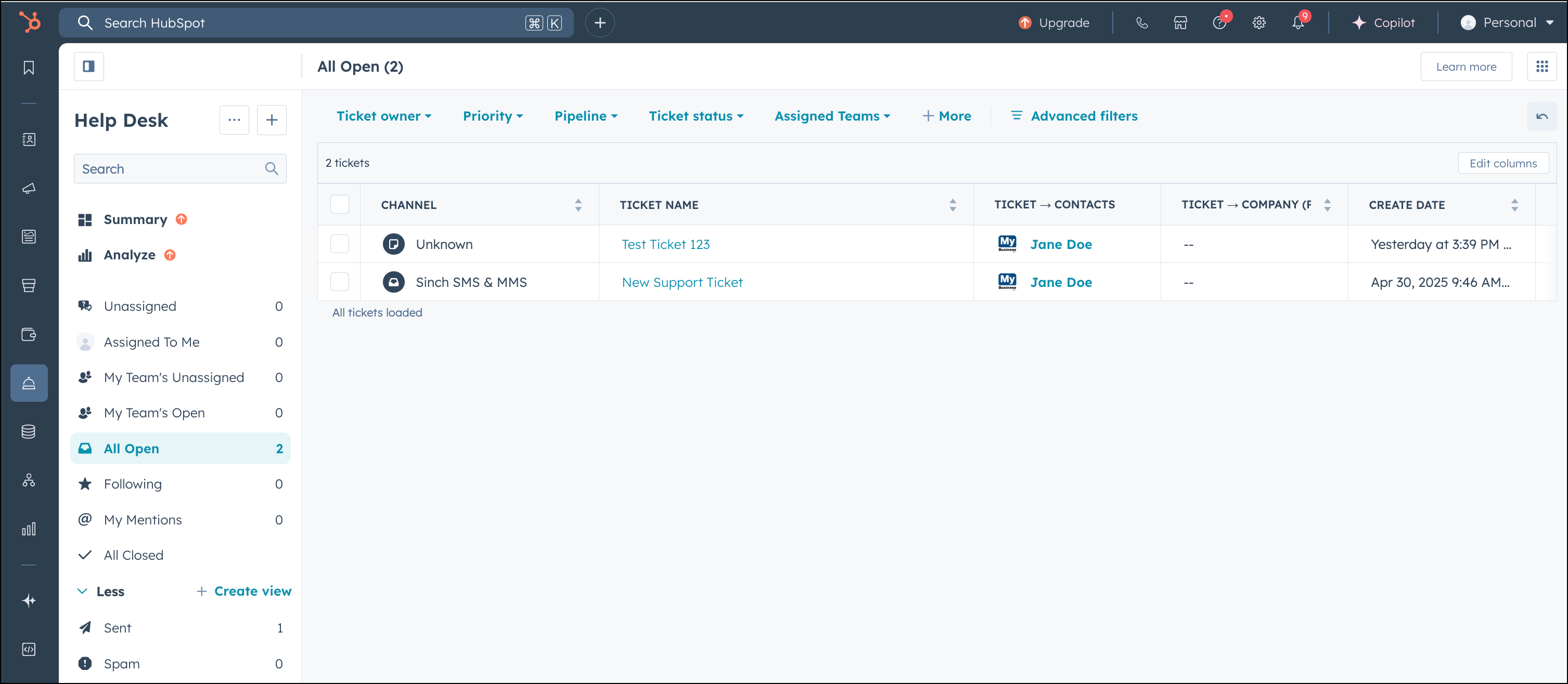 HubSpot Help Desk overview screen.